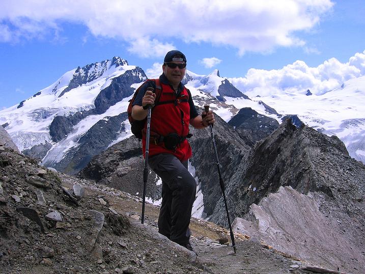 Foto: Andreas Koller / Wandertour / Wanderdreitausender Oberrothorn (3415 m) / 05.09.2009 00:18:06