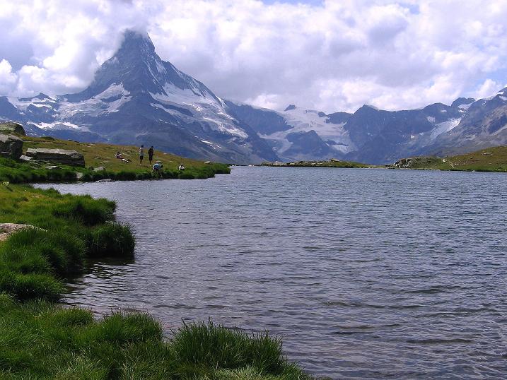 Foto: Andreas Koller / Wandertour / Wanderdreitausender Oberrothorn (3415 m) / Matterhorn (4478 m) / 05.09.2009 00:12:53