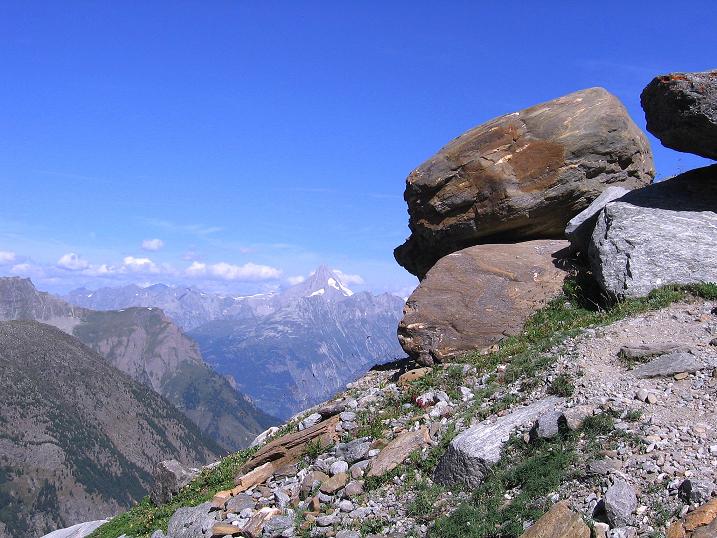 Foto: Andreas Koller / Wandertour / Vom Simplonpass auf das Wasenhorn (3246 m) / Blick in die Berner Alpen / 09.09.2009 23:58:26
