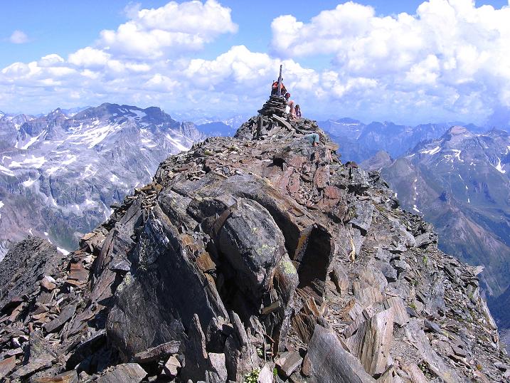 Foto: Andreas Koller / Wandertour / Vom Simplonpass auf das Wasenhorn (3246 m) / Am Gipfel des Wasenhorn / 09.09.2009 23:50:28