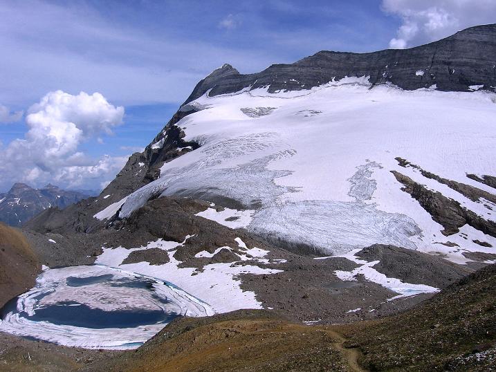 Foto: Andreas Koller / Wandertour / Vom Simplonpass auf das Wasenhorn (3246 m) / Monte Leone (3553 m) / 09.09.2009 23:45:31