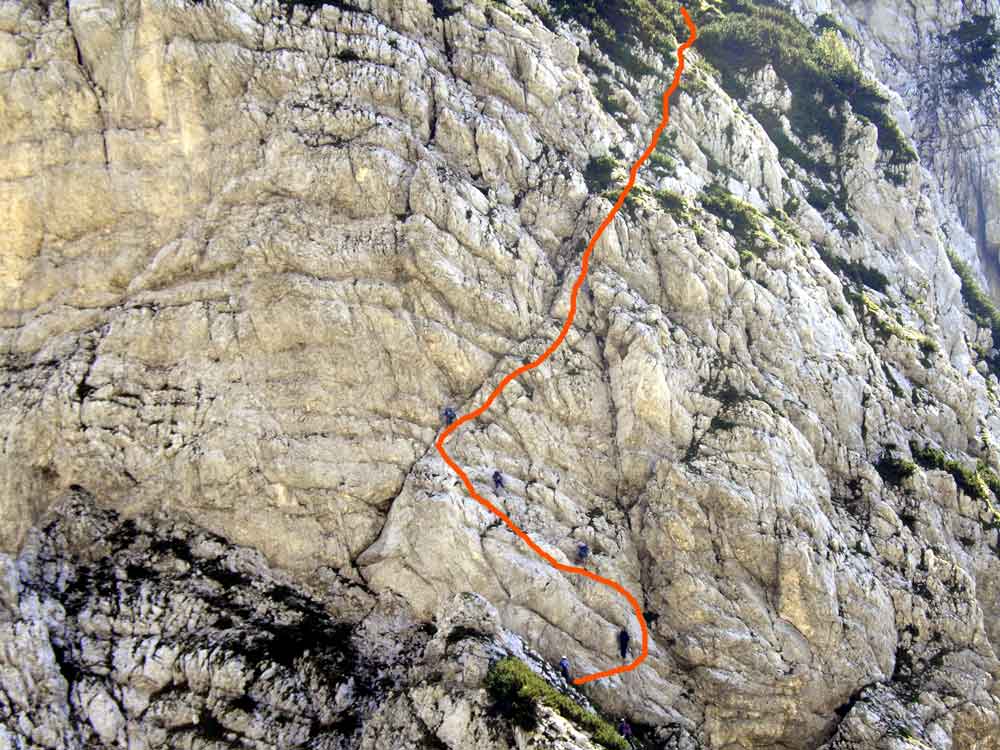 Foto: Datzi / Wandertour / 4-Tages Biwakrundtour in den Julischen Alpen mit 3.Gipfelanstiegen (Triglav-Razor-Skrlatica) mit Klettersteig C-D / Klettersteig Bamberger Weg (C-D) / 04.09.2009 18:37:19