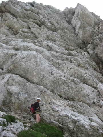 Foto: Wolfgang Lauschensky / Klettersteigtour / Triglav Überschreitung Bambergweg - Ostgrat / Einstieg in den Bambergweg beim Luknjapass / 11.09.2009 20:42:15