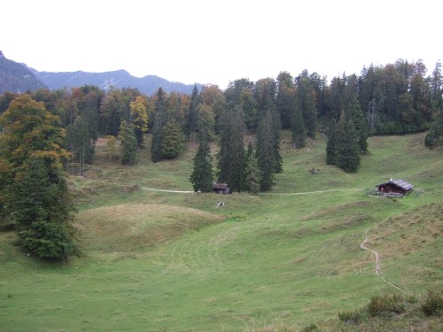 Foto: hofchri / Mountainbike Tour / Rund um das Sonntagshorn über Sellarnalm (1215m) / die Almhütte / 12.10.2009 18:30:52