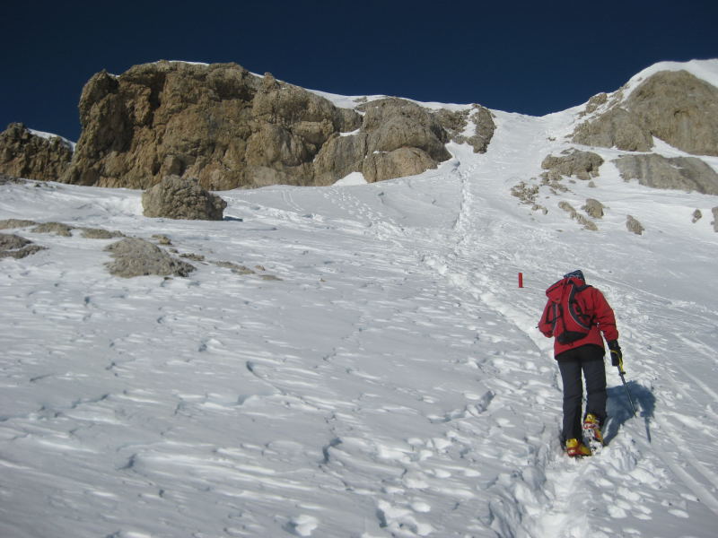 Foto: Wolfgang Lauschensky / Skitour / Lavarella 3055m (La Varella) / Südrücken zur Scharte zwischen West- und Hauptgipfel / 12.12.2009 16:52:19