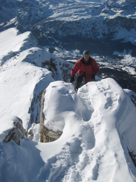 Foto: Wolfgang Lauschensky / Ski Tour / Zehnerspitze 3026m, (Sasso delle Dieci) / Blick ins Gadertal / 12.12.2009 18:45:32