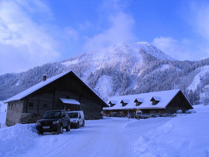 Foto: Andreas Koller / Skitour / Direkter Anstieg auf den Hengst (2076 m) / 15.12.2009 21:10:23