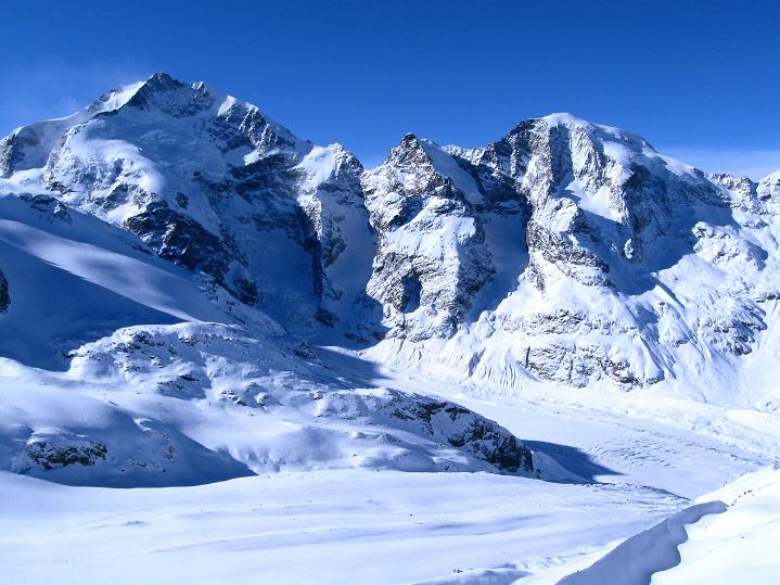 Foto: Andreas Koller / Skitour / Munt Pers und Gletscherabfahrt (3207 m) / Piz Bernina (4049 m) und Piz Morteratsch (3751 m) / 07.02.2010 17:42:06