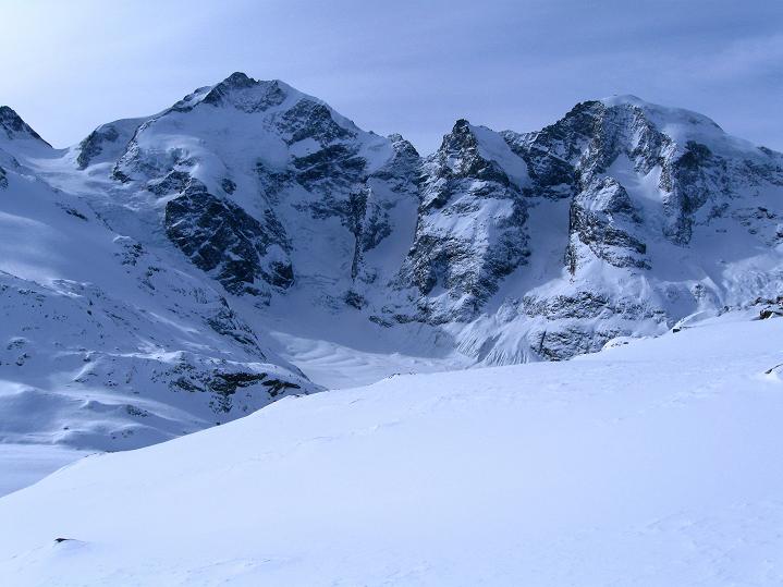 Foto: Andreas Koller / Skitour / Munt Pers und Gletscherabfahrt (3207 m) / Piz Bernina (4049 m) und Piz Morteratsch (3751 m) / 07.02.2010 17:40:00