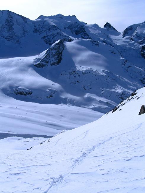 Foto: Andreas Koller / Skitour / Munt Pers und Gletscherabfahrt (3207 m) / 07.02.2010 17:38:46