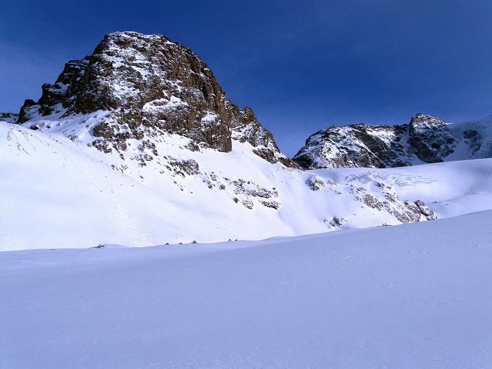 Foto: Andreas Koller / Skitour / Munt Pers und Gletscherabfahrt (3207 m) / Piz Trovat (3146 m) vom Vadret Pers / 07.02.2010 17:13:20