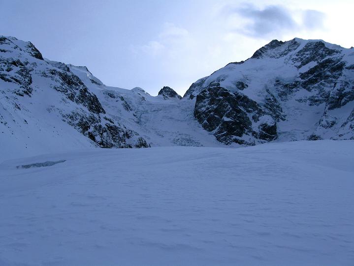 Foto: Andreas Koller / Skitour / Munt Pers und Gletscherabfahrt (3207 m) / Piz Bernina (4049 m) / 07.02.2010 17:10:43