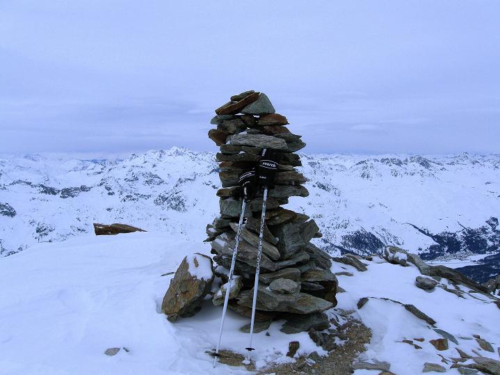 Foto: Andreas Koller / Skitour / Piz Corvatsch (3451 m) / Am Piz Corvatsch / 09.02.2010 00:14:23