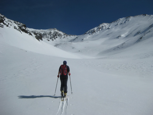 Foto: Wolfgang Lauschensky / Skitour / Litznerspitze (3205m) / erster Gipfelblick / 06.03.2010 12:19:35
