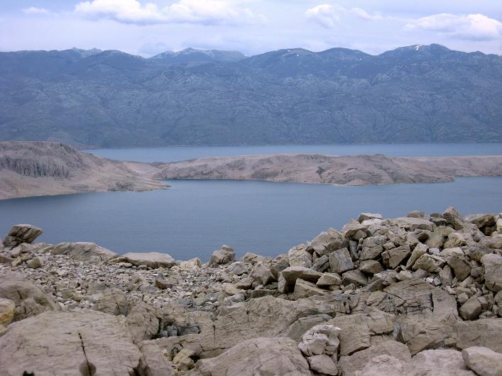Foto: Andreas Koller / Wandertour / Sv Vid - höchste Erhebung der Insel Pag (349 m) / Blick über die Adria zum Velebit-Gebirge / 10.04.2010 22:43:08