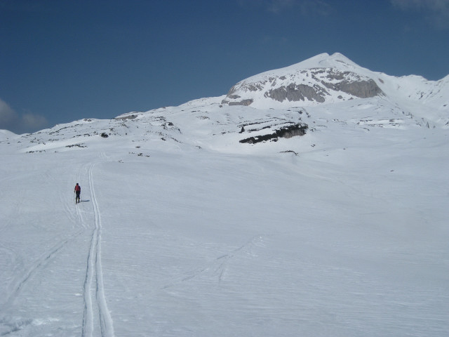 Foto: Wolfgang Lauschensky / Skitour / Monte Sella di Sennes oder Muntejela de Senes (2787m) / Sennesebene mit Muntejela / 13.04.2010 18:16:48
