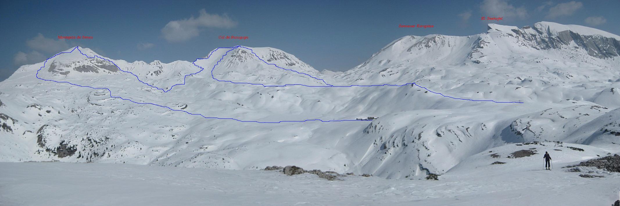 Foto: Wolfgang Lauschensky / Skitour / Monte Sella di Sennes oder Muntejela de Senes (2787m) / Vom Hüttenberg Col de Lasta überblickt man die Sennesalm und seine Nordumrahmung gut / 13.04.2010 18:19:30