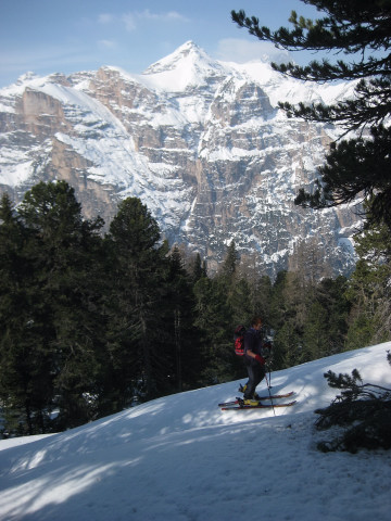 Foto: Wolfgang Lauschensky / Skitour / Monte Sella di Sennes oder Muntejela de Senes (2787m) / äußere Eisengabelspitze / 13.04.2010 18:18:02