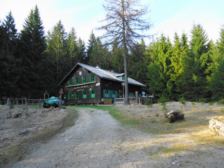 Foto: Günter Siegl / Wandertour / Oberösterreichwanderung zu niederösterreichischen Tausendern / Amstettner Hütte / 06.04.2014 12:42:25