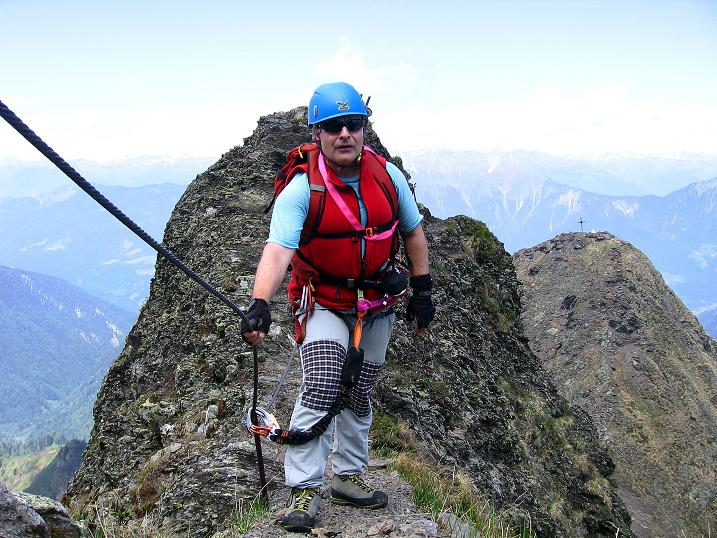 Foto: Andreas Koller / Klettersteigtour / Dohlen-Klettersteig auf den Hohen Trieb (2199 m) / Gratpassage / 10.06.2010 22:53:28