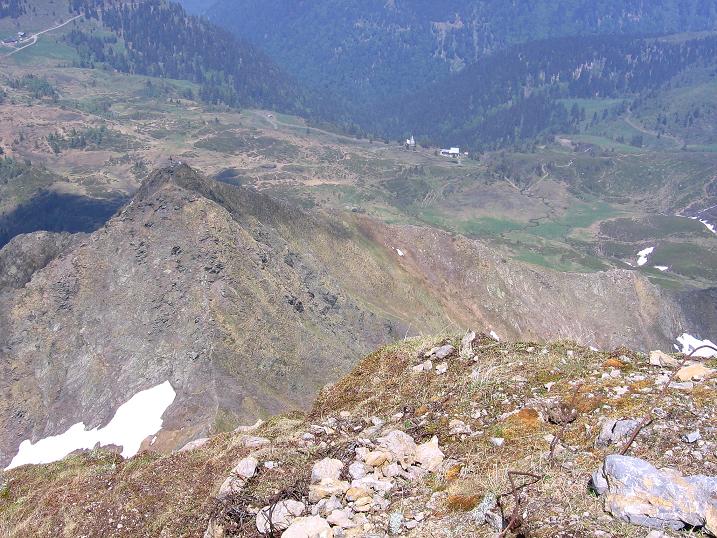 Foto: Andreas Koller / Klettersteigtour / Dohlen-Klettersteig auf den Hohen Trieb (2199 m) / Zollnerseehütte, Kleiner Trieb und Anstiegsroute vom Hohen Trieb / 10.06.2010 22:51:02