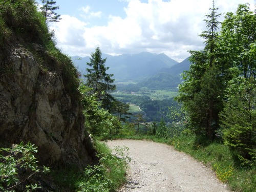 Foto: hofchri / Mountainbiketour / Rund um den Hochgern über Jochbergalm (1270 m) / Auffahrt zur Schnappenkirche / 23.06.2010 20:21:53