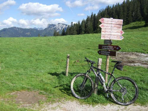 Foto: hofchri / Mountainbiketour / Rund um den Hochgern über Jochbergalm (1270 m) / bei der Jochbergalm / 23.06.2010 20:33:57
