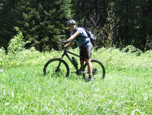 Foto: hofchri / Mountainbiketour / Rund um den Hochgern über Jochbergalm (1270 m) / am Sattel / 23.06.2010 20:24:02