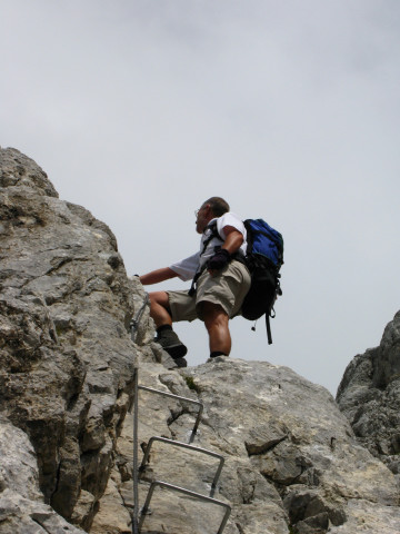 Foto: Wolfgang Lauschensky / Klettersteigtour / Monte Chiadenis 2458m, Überschreitung Ferr.Portogruaro + Ferr.di Guerra / am Südgrat / 01.07.2010 12:07:52