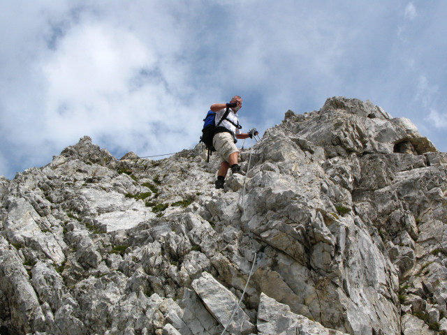 Foto: Wolfgang Lauschensky / Klettersteigtour / Monte Chiadenis 2458m, Überschreitung Ferr.Portogruaro + Ferr.di Guerra / gutgriffiger Fels / 01.07.2010 12:07:41