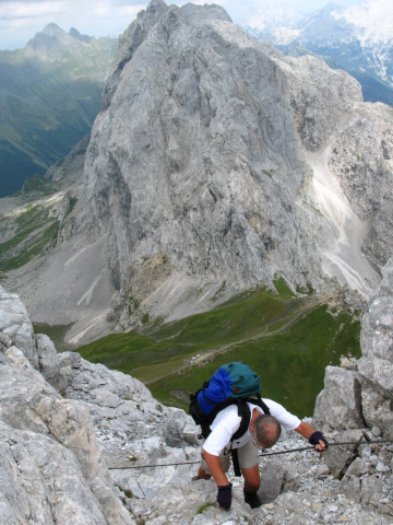 Foto: Wolfgang Lauschensky / Klettersteigtour / Monte Chiadenis 2458m, Überschreitung Ferr.Portogruaro + Ferr.di Guerra / Einstieg Ferr. di Guerra / 01.07.2010 12:05:23