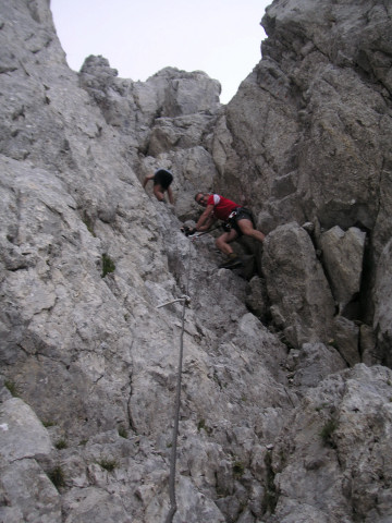 Foto: Wolfgang Lauschensky / Klettersteigtour / Monte Chiadenis 2458m, Überschreitung Ferr.Portogruaro + Ferr.di Guerra / kleine Nordschlucht / 01.07.2010 12:03:43