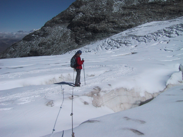 Foto: Wolfgang Lauschensky / Wandertour / Bishorn 4153m / Zick-Zack-Kurs durch das Spaltensystem / 23.07.2010 23:36:49