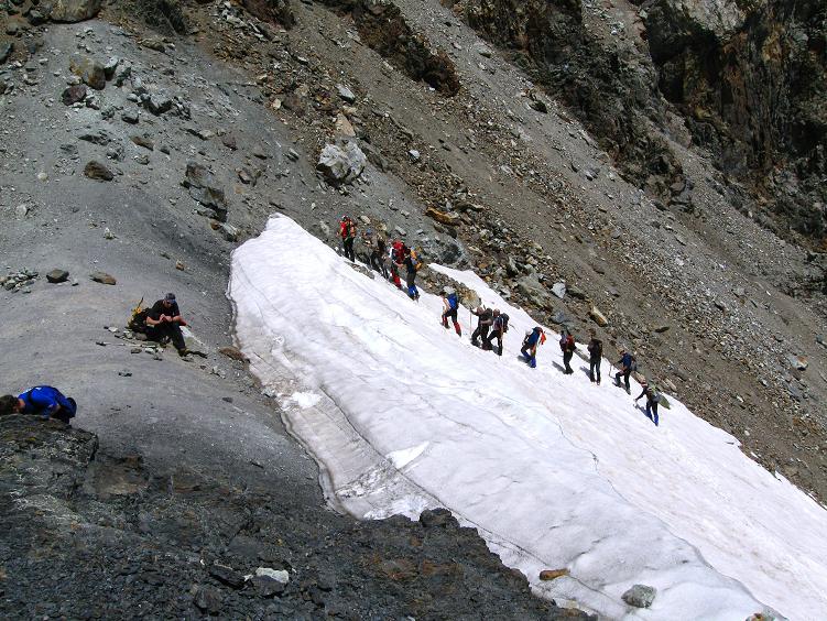 Foto: Andreas Koller / Wandertour / Vom Ullutau AC auf den Koiavganaush (3572m) / Ankunft am Koiavganaush / 28.07.2010 19:16:08
