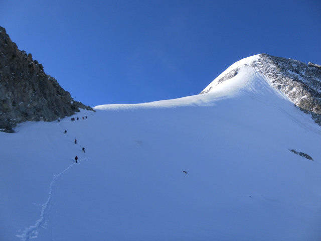 Foto: Wolfgang Lauschensky / Wandertour / Piz Morteratsch 3751m / erster Steilaufschwung zum Nordrücken / 13.08.2010 16:15:33