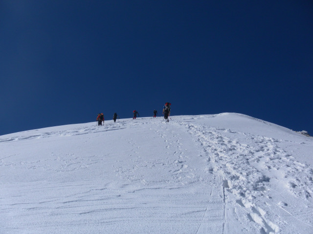 Foto: Wolfgang Lauschensky / Wandertour / Piz Morteratsch 3751m / Gipfelhang / 13.08.2010 16:14:22