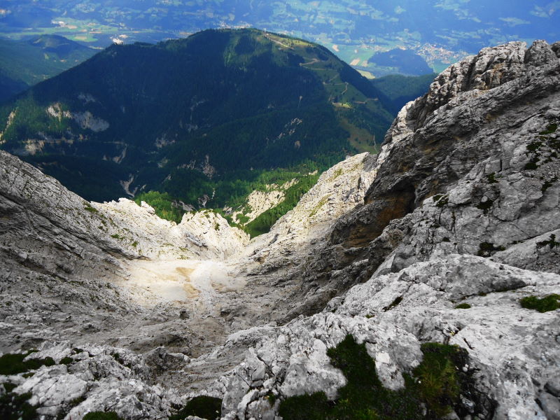 Foto: Günter Siegl / Wandertour / Reißkofel 2371m Überschreitung / Tieflick in die Nordseite / 03.09.2017 11:20:55