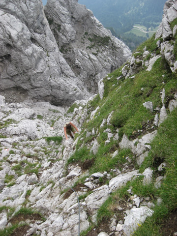 Foto: Wolfgang Lauschensky / Wandertour / Reißkofel 2371m Überschreitung / Schrofenrinne zum Ostgrat / 28.08.2010 19:23:35