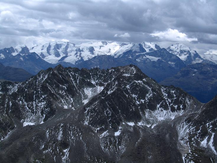 Foto: Andreas Koller / Wandertour / Piz Blaisun über dem Albulapass (3200m) / Aussicht bis zu den Berninabergen / 09.09.2010 01:04:30