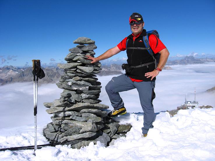 Foto: Andreas Koller / Wandertour / Piz Murtel und Fuorcla Surlej (3433m) / Am Piz Murtel / 15.10.2010 21:15:19