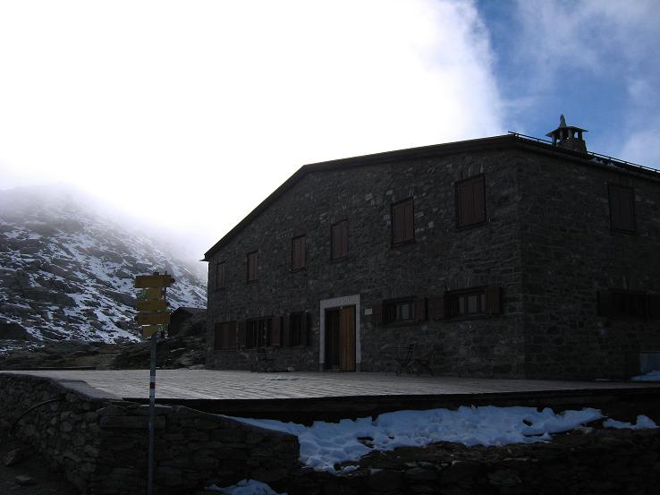 Foto: Andreas Koller / Wandertour / Piz Murtel und Fuorcla Surlej (3433m) / 15.10.2010 21:06:26