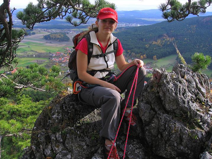 Foto: Andreas Koller / Klettertour / Doppelsteig (722m) / Ausrasten nach der Schlüsselstelle / 02.11.2010 20:34:48