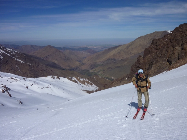 Foto: Manfred Karl / Skitour / Likkemt, 3625 m / Für die einheimischen Tourengeher wird ohne Steigeisen bald Schluss sein / 05.02.2012 18:58:54
