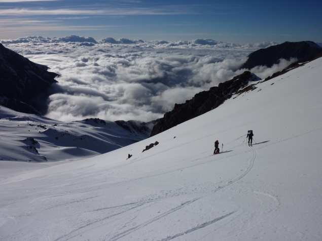 Foto: Manfred Karl / Skitour / Likkemt, 3625 m / Aufstieg auf einen Vorgipfel des Likkemt als Erkundungstour / 05.02.2012 18:48:27