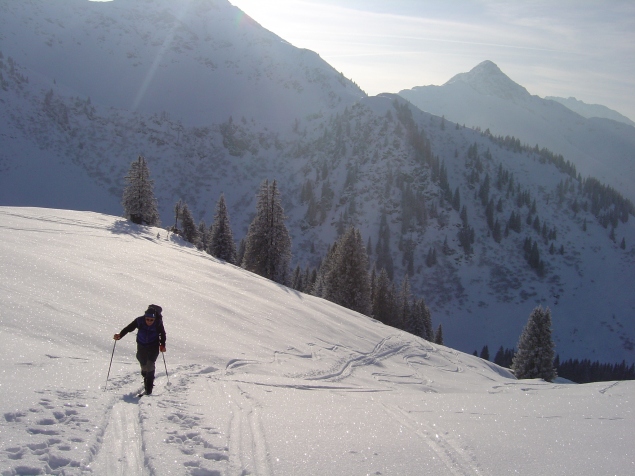 Foto: Manfred Karl / Skitour / Auracher Gipfelrunde Gebra - Weißkopfkogel - Bischof / 13.01.2013 20:57:04