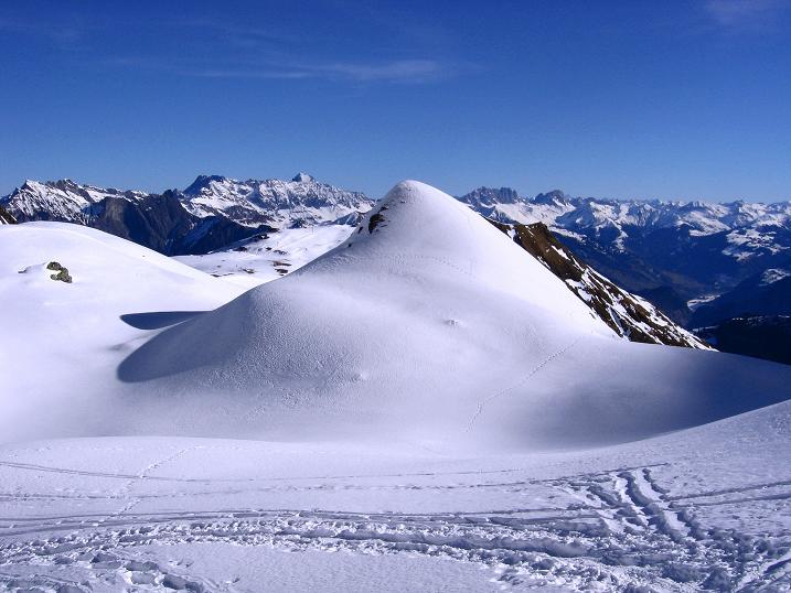 Foto: Andreas Koller / Skitour / Pizol - im Reich der Grauen Hörner (2844m) / Blick zum Rätikon / 11.02.2011 18:54:21