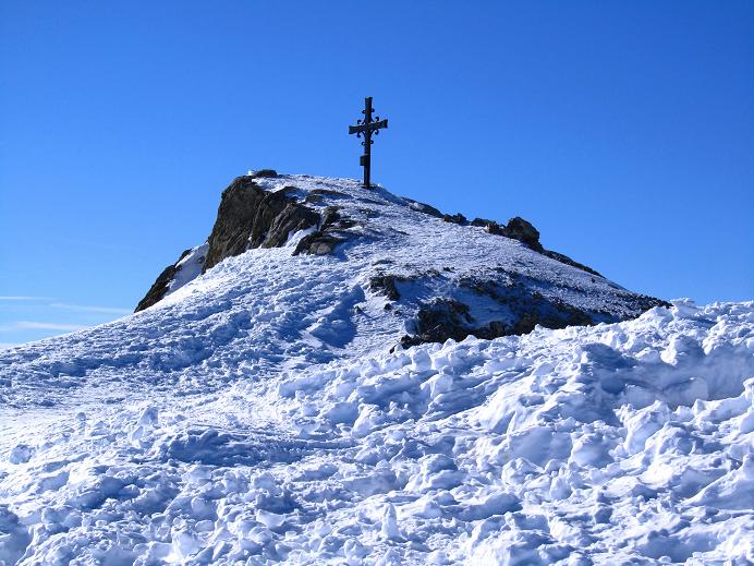 Foto: Andreas Koller / Skitour / Sommet des Diablerets (3210m) / Das Gipfelkreuz ist schon ganz nah / 13.02.2011 20:49:56