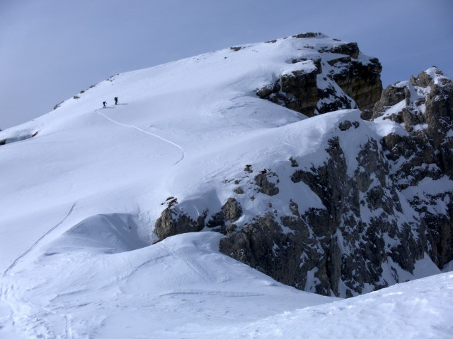 Foto: Wolfgang Lauschensky / Skitour / Innichriedel 2526m / Abzweigung zum Schusterplattenanstieg (=Abstieg in die Scharte) vor dem  Gipfelhang / 04.03.2011 18:25:23