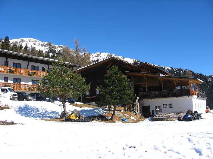 Foto: Andreas Koller / Skitour / Am Gaugen auf den Dolzer (2172m) / Ausgangspunkt Alpengasthof Gaugen / 10.03.2011 19:44:52