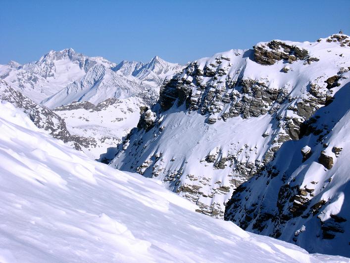Foto: Andreas Koller / Skitour / Vom Sadnighaus auf den Krahkopf (2844m) / Hochalmspitze (3360m) / 10.03.2011 21:32:19